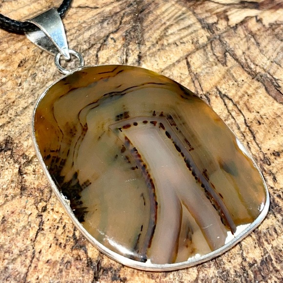Montana Fire Agate Pendant 2 1/2” - Picture 1 of 10